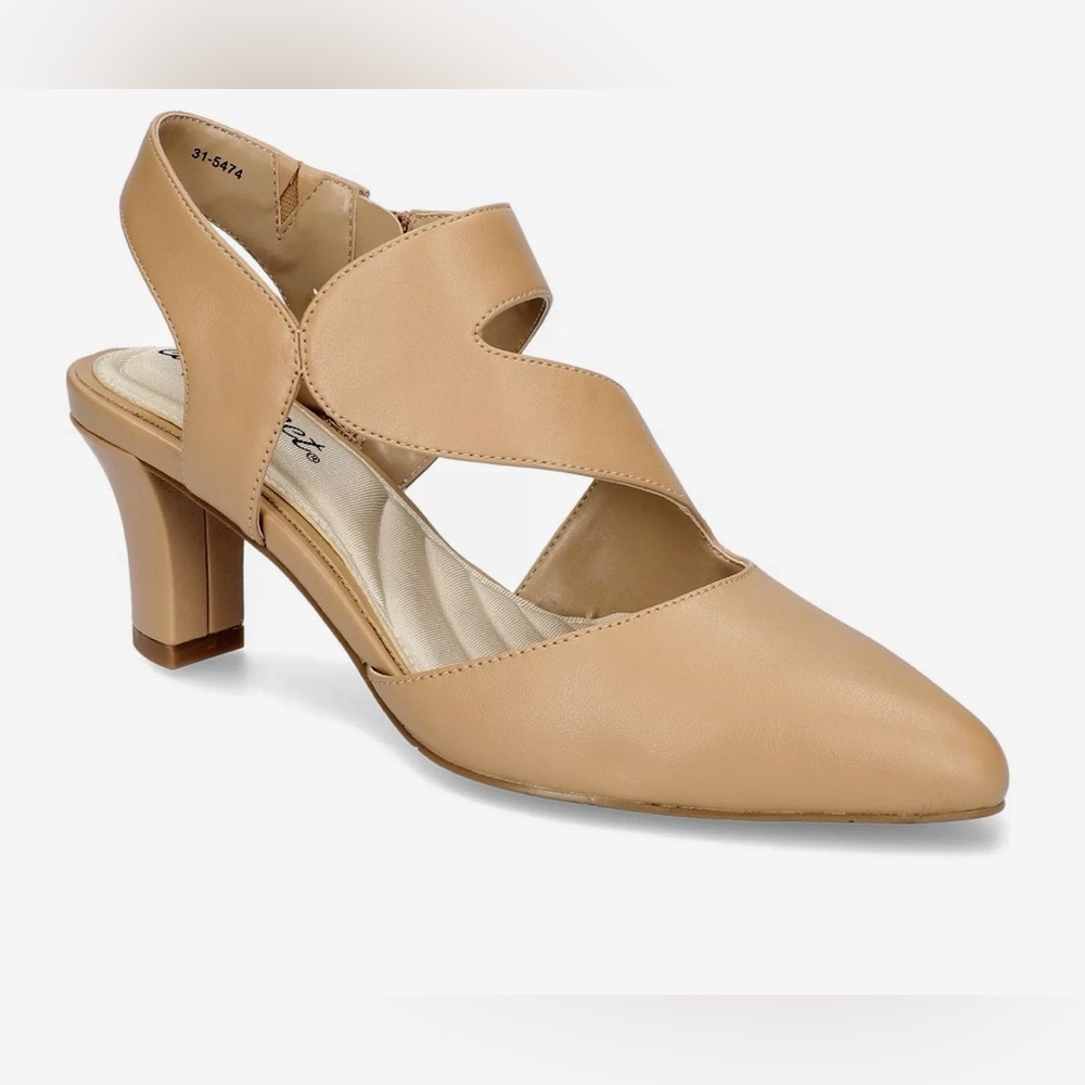 Easy Street Shoes Women 8.5W Beige Heel Venue Closed Toe Pointed Strappy w/ Zip